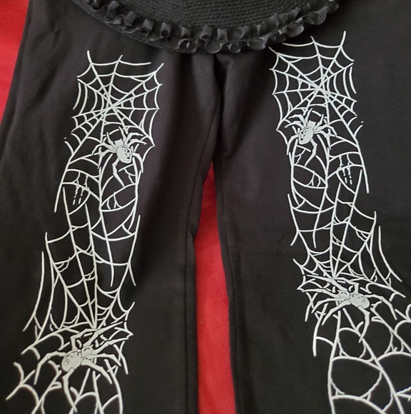 *NWT* Vampire Freaks Black SpiderWeb Leggings - Picture 15 of 16